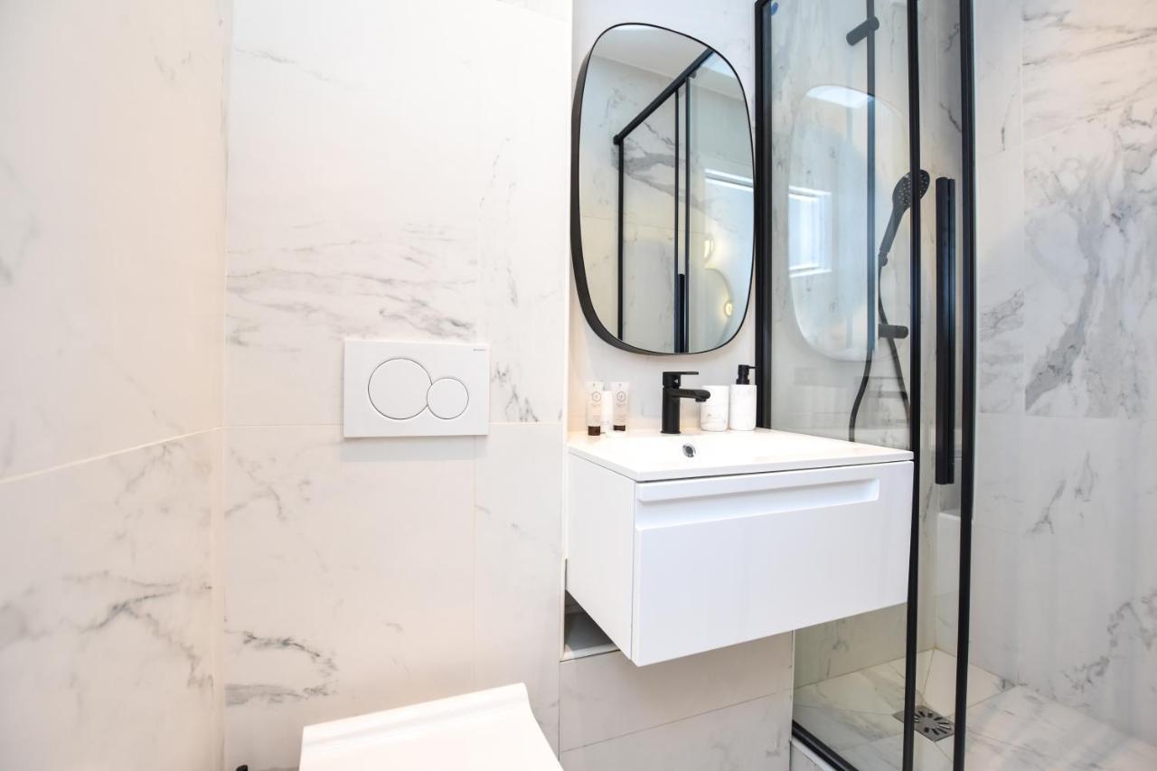 Appartement CMG Michel Bizot / Trousseau à Paris Extérieur photo